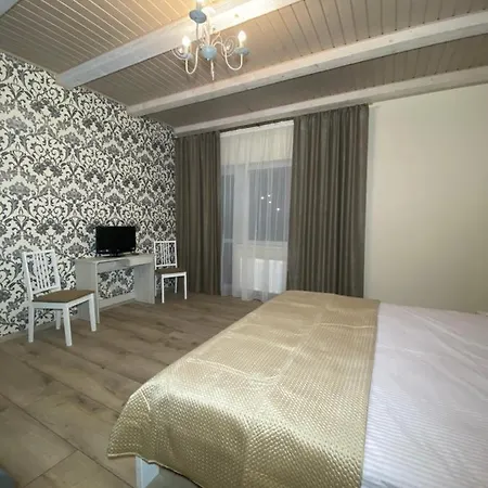 Guest house солодкий гранат Slavske