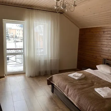 солодкий гранат 3*